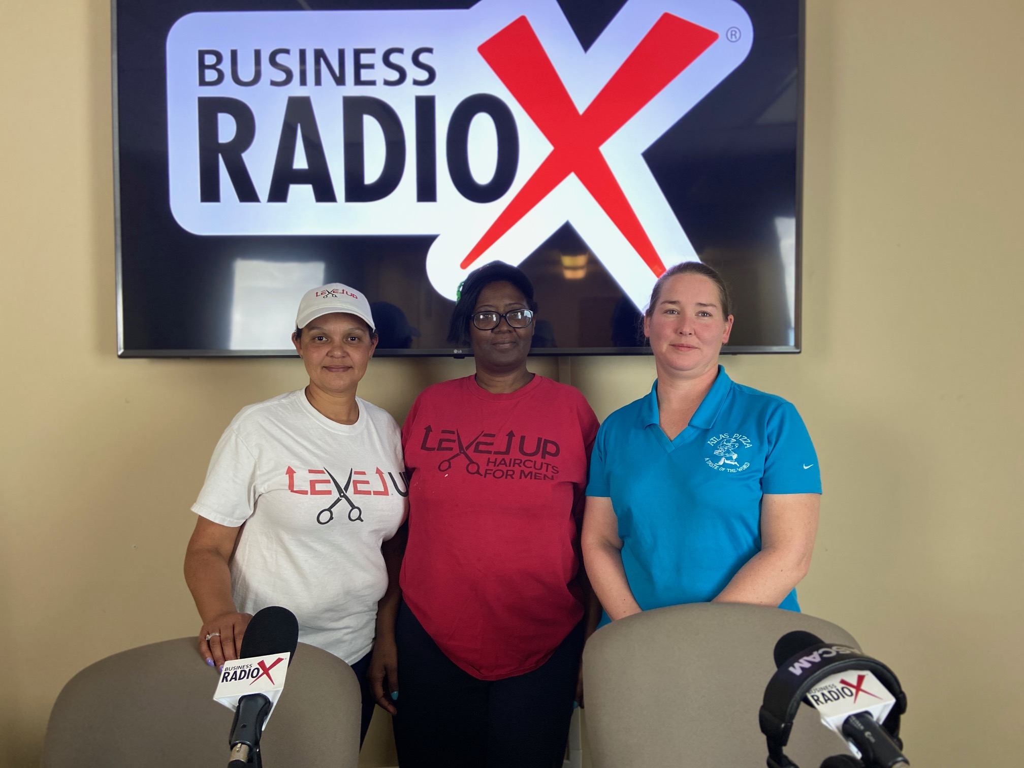 cover of episode Cori Hicks &#8211; Atlas Pizza, Angelica Tabor Fells and Shannon Howard &#8211; Level Up in our Community