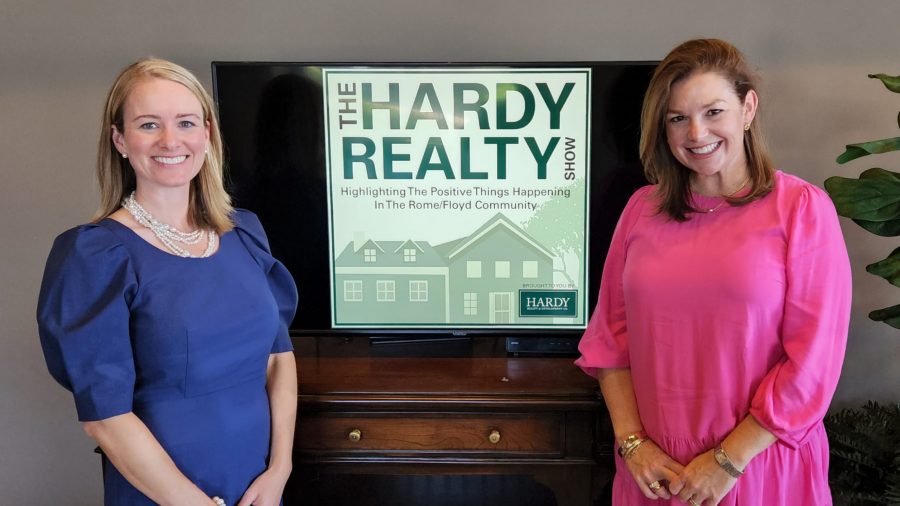 2022-09-01 Hardy realty show pic 1 of 1