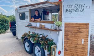 The-Steel-Magnolia-Mobile-Bar